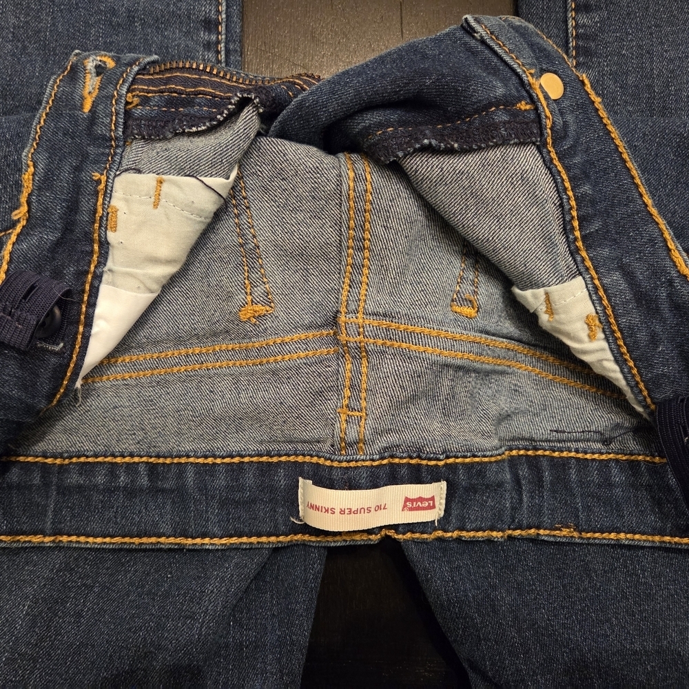 Girls Size 14 Levi's 710 Super Skinny Distressed Blue Jeans - Picture 5 of 7